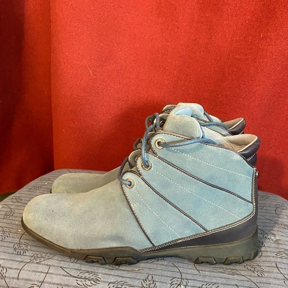 Cole Haan blue suede lace up ankle boots 9.5